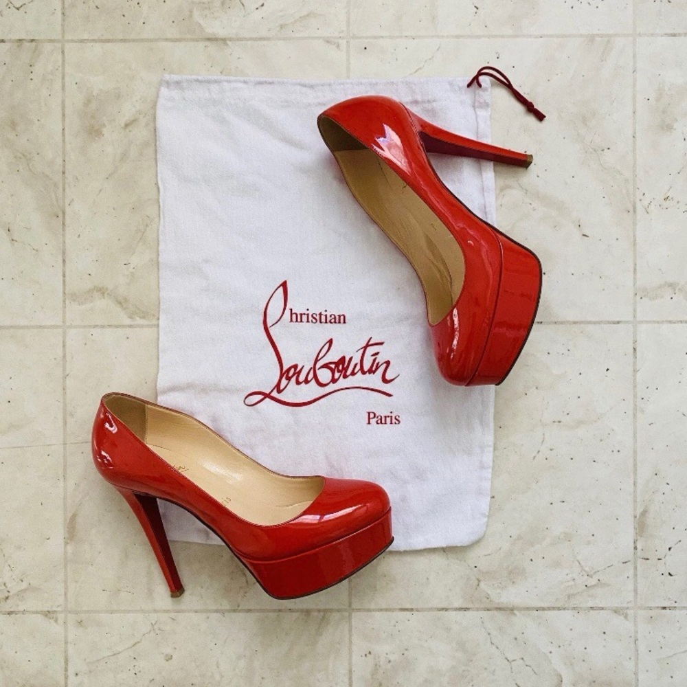 $875 Christian Louboutin Made in Italy Bianca Red Patent Leather Pump Heels 6/36
